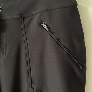 Tek Gear DryTek Cropped Pant Size Large